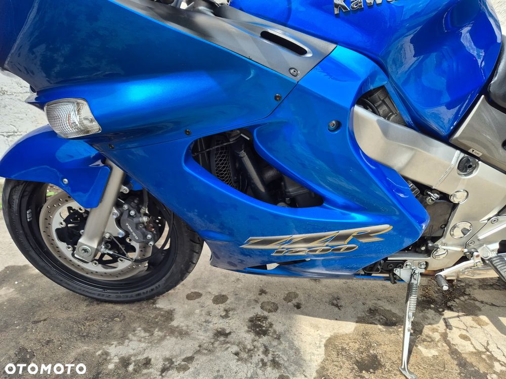 Kawasaki ZZR - 27