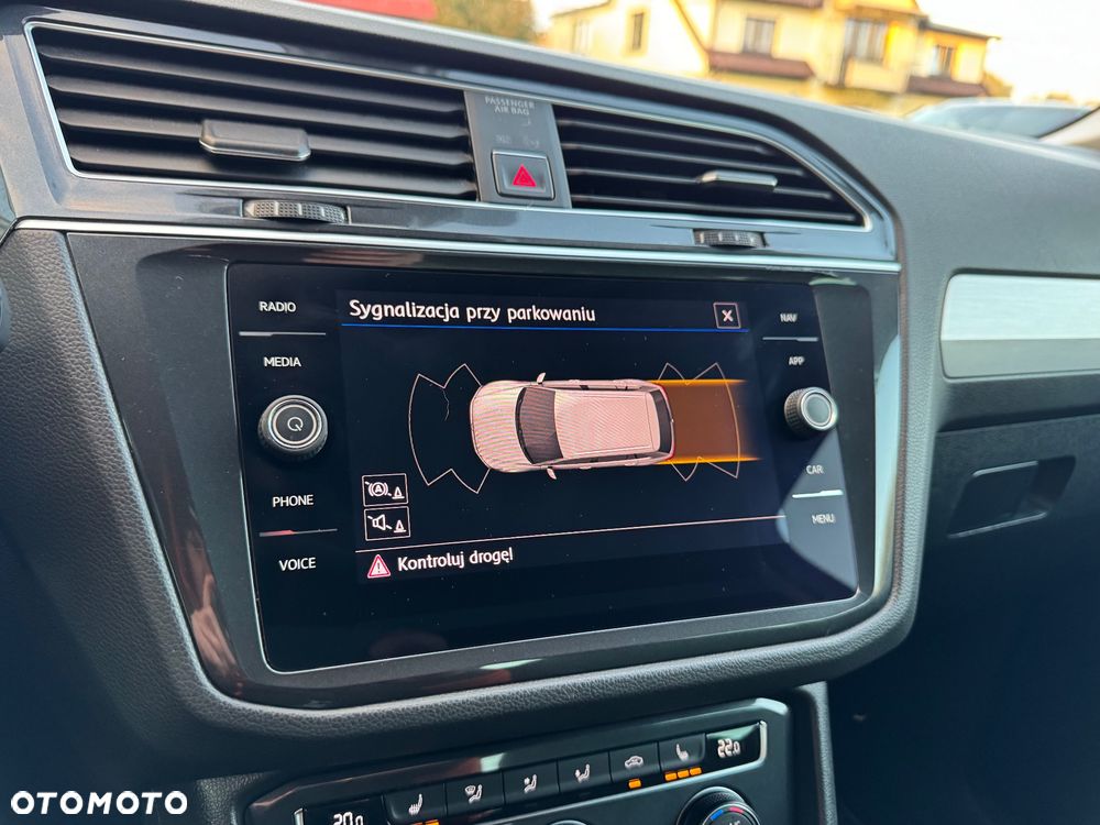Volkswagen Tiguan 2.0 TDI Perfectline R-Style - 28
