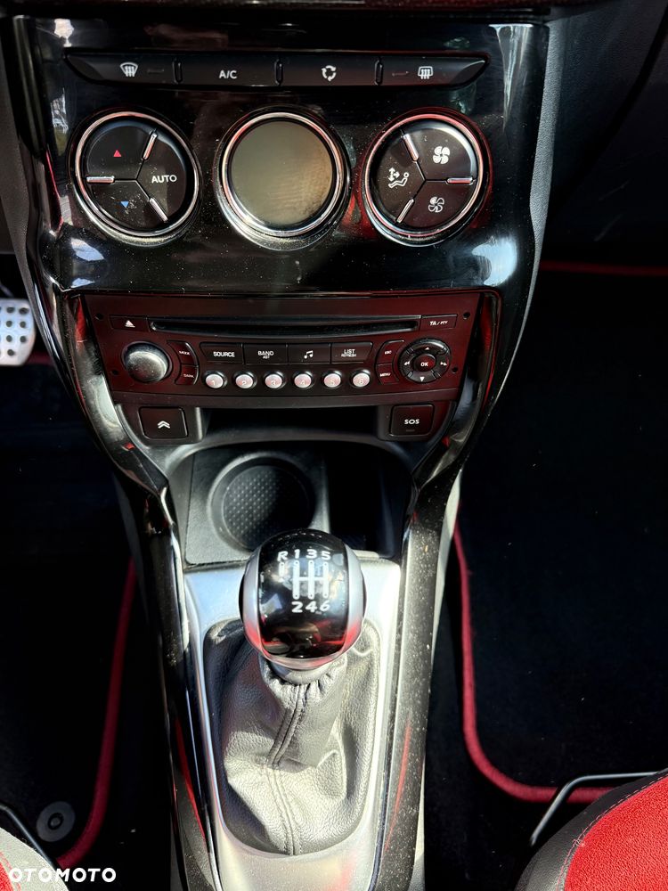 Citroën DS3 1.6 THP Ultra Prestige - 12