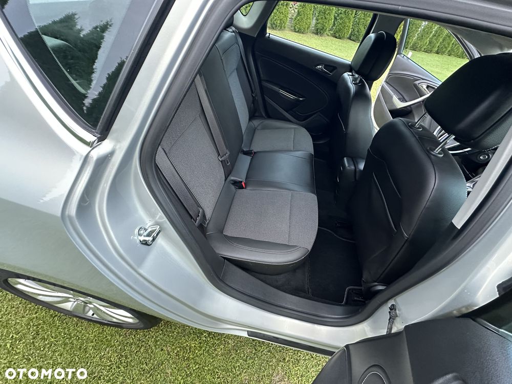 Opel Astra - 16