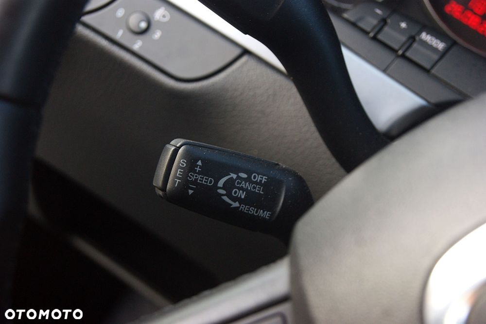 Audi A4 Avant 2.0 TDI - 33