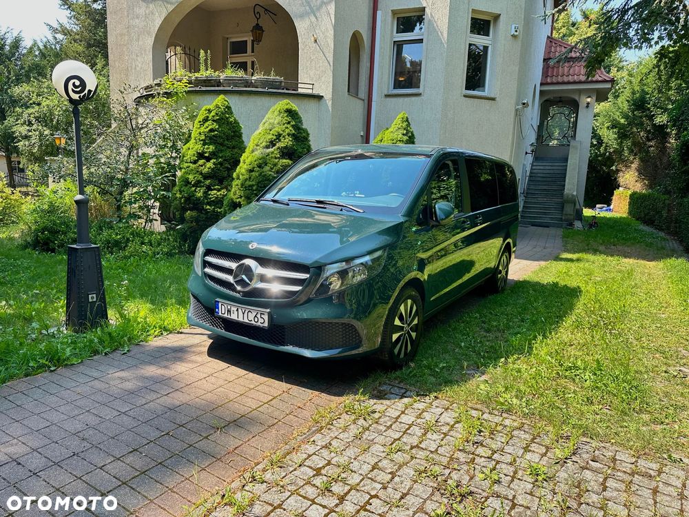 Mercedes-Benz Klasa V 300 d 4-Matic 9G-Tronic Exclusive (d³ugi) - 2