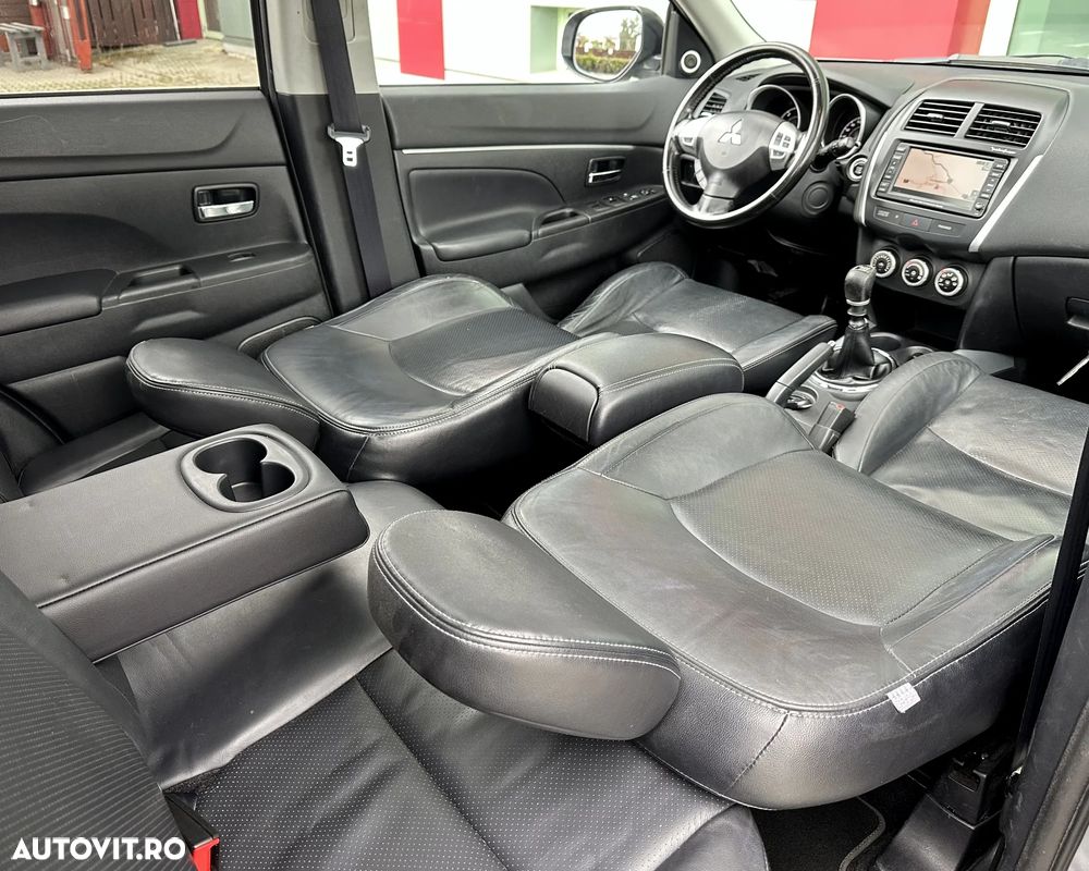 Mitsubishi ASX - 11