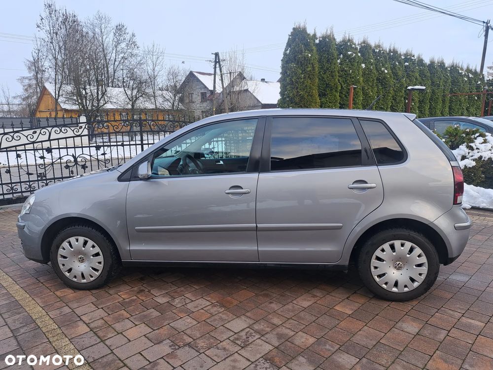 Volkswagen Polo 1.6 Tour - 6