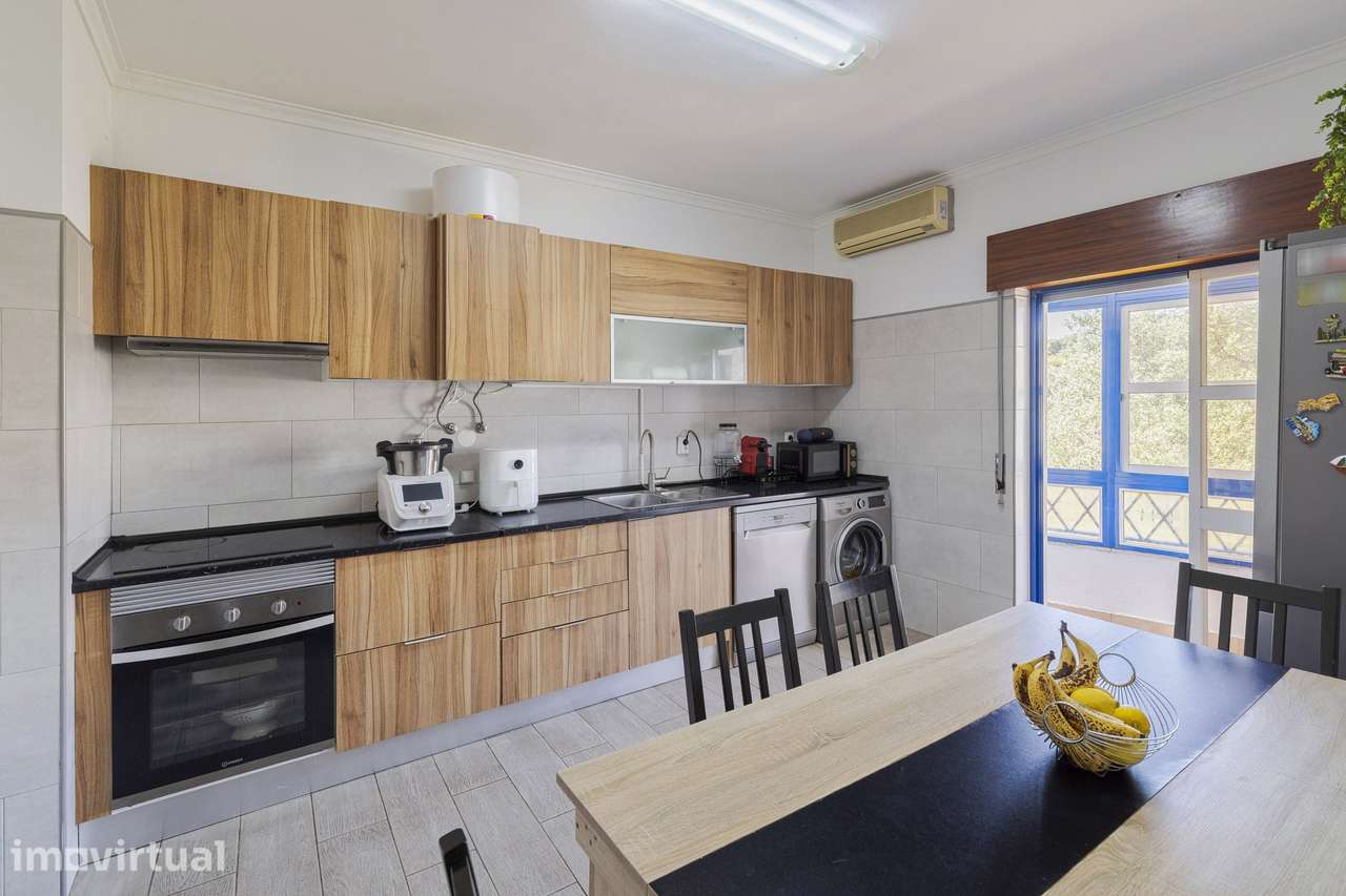 TORRE DA MARINHA - Apartamento T3 com 2 WC - Grande imagem: 4/28