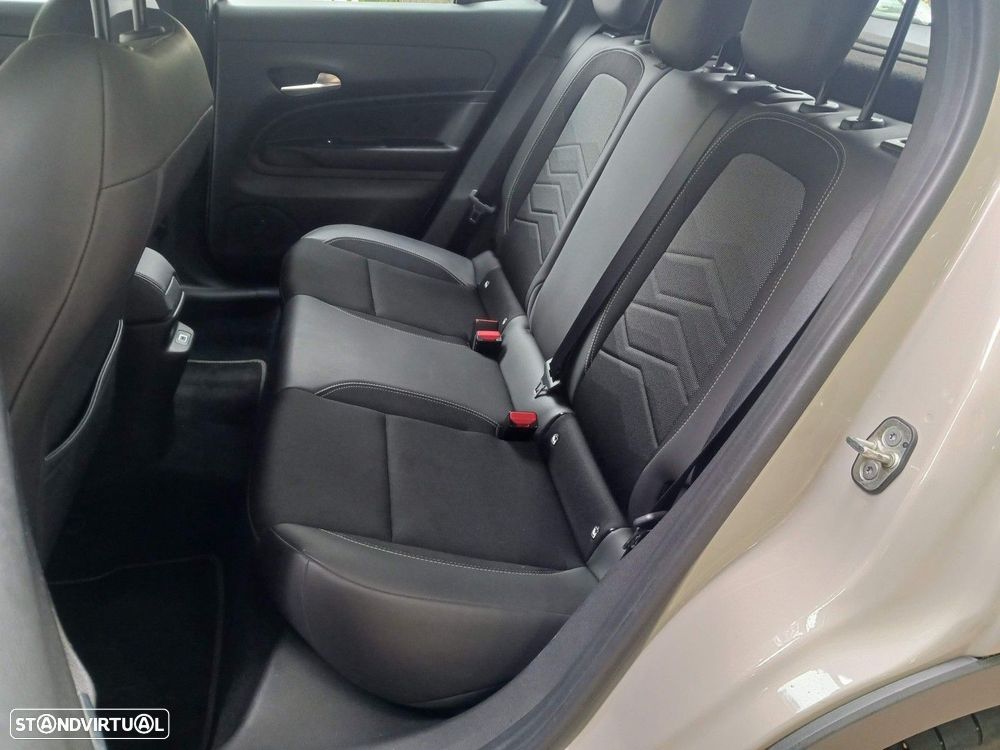 Jeep Avenger 1.2 GSE T3 Altitude - 35