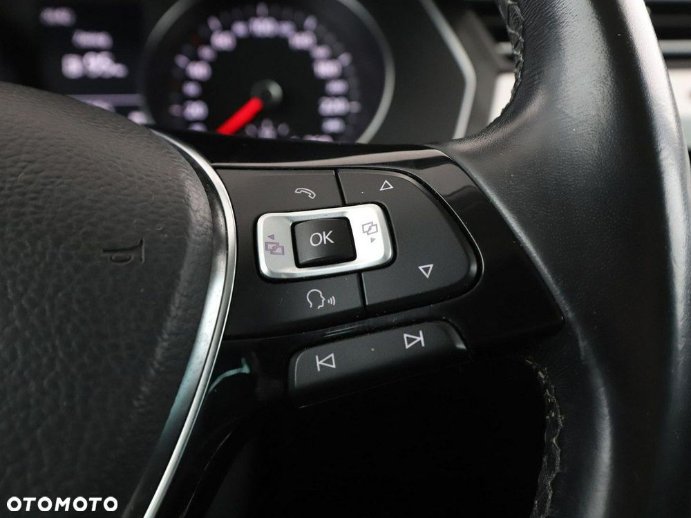 Volkswagen Passat 1.4 TSI (BlueMotion Technology) Comfortline - 29