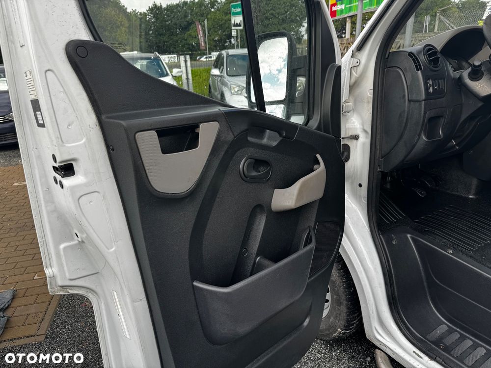 Opel Movano - 12