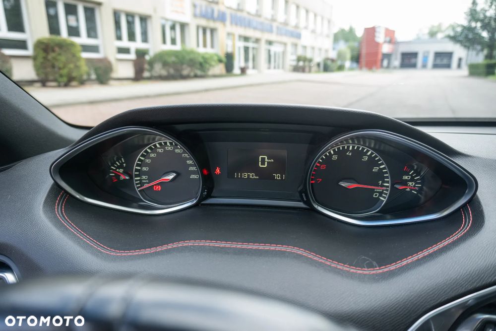 Peugeot 308 PureTech 130 GPF Stop & Start GT - 23