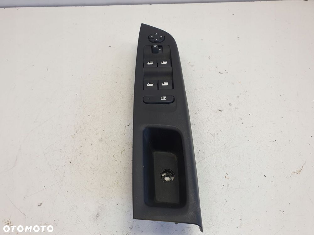 Opel Corsa F LEWY PANEL STERWANIA SZYBĄ przód - 1