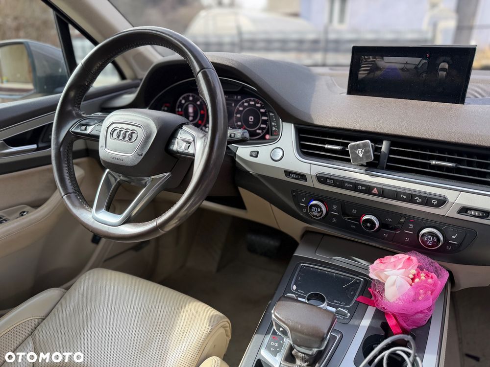 Audi Q7 - 13