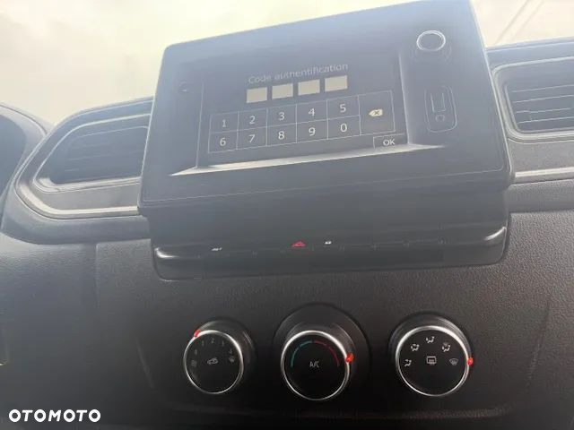 Renault Master - 12