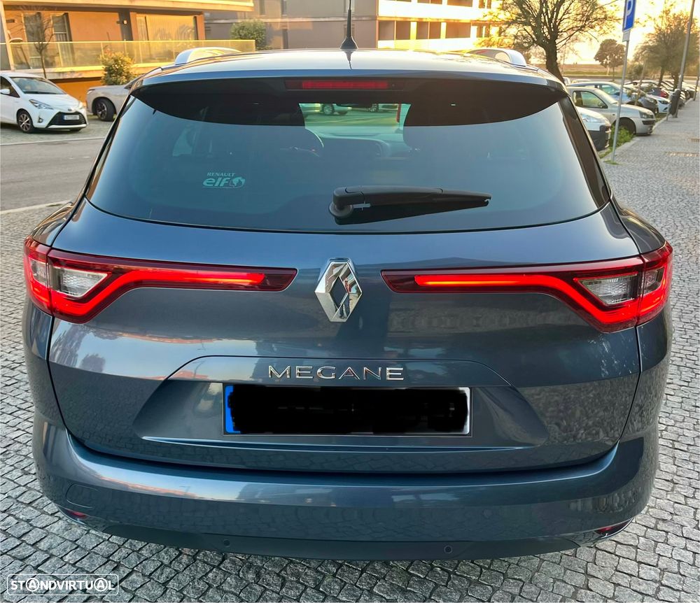 Renault Mégane Sport Tourer 1.2 TCE Limited SS - 10