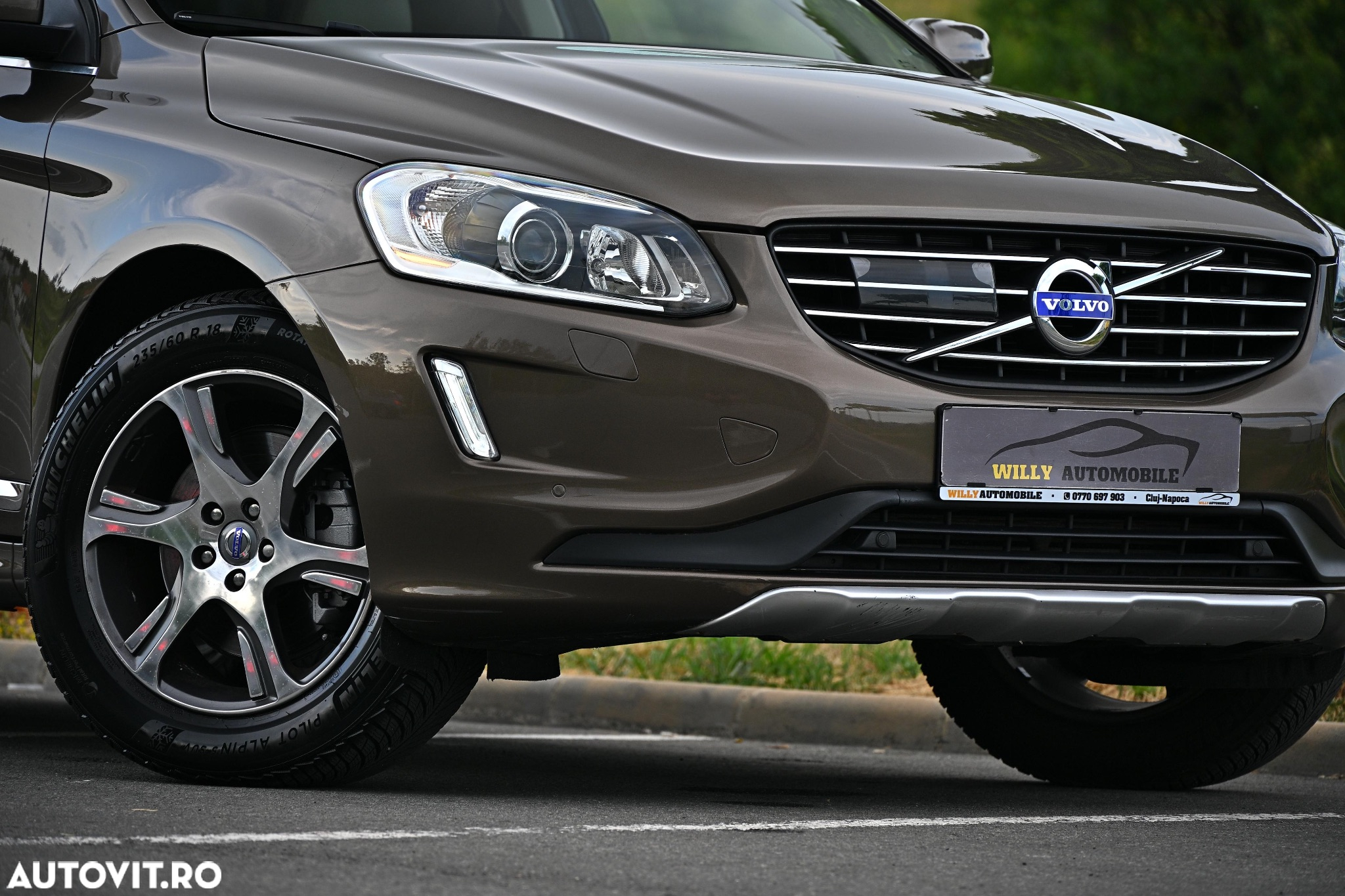 Volvo XC 60 D5 AWD Aut. Summum - 40