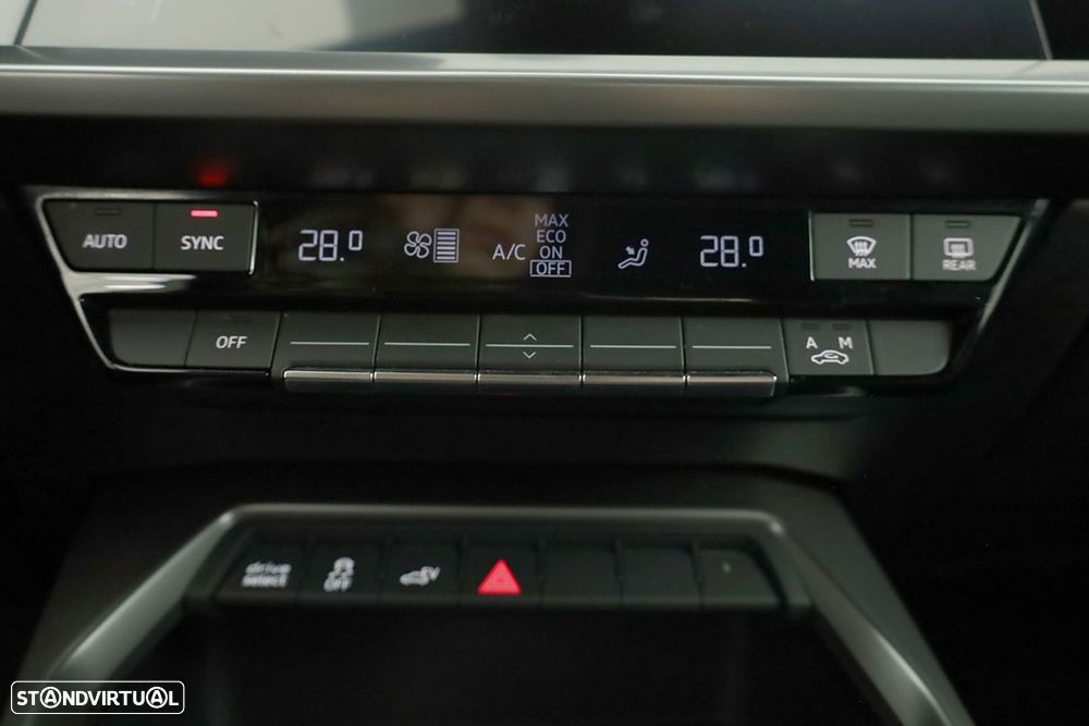 Audi A3 Sportback 45 TFSIe S line - 12