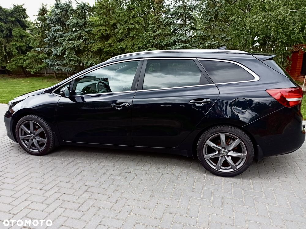 Kia Ceed 1.6 CRDi GT Line - 3