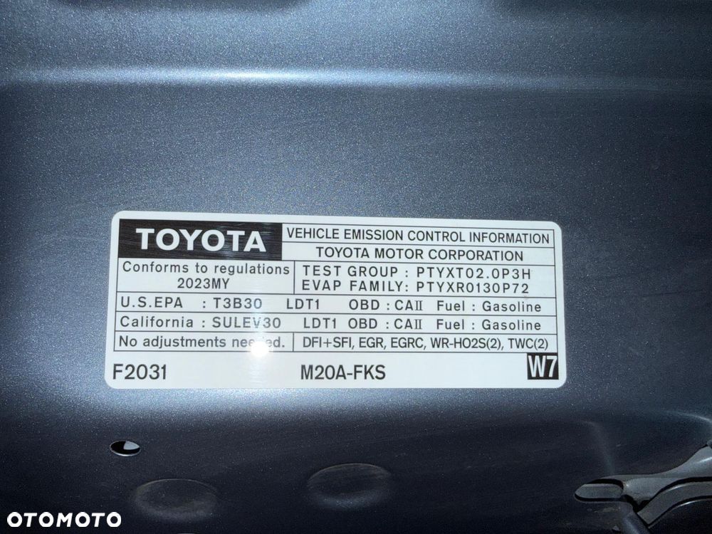 Toyota Corolla Cross - 18