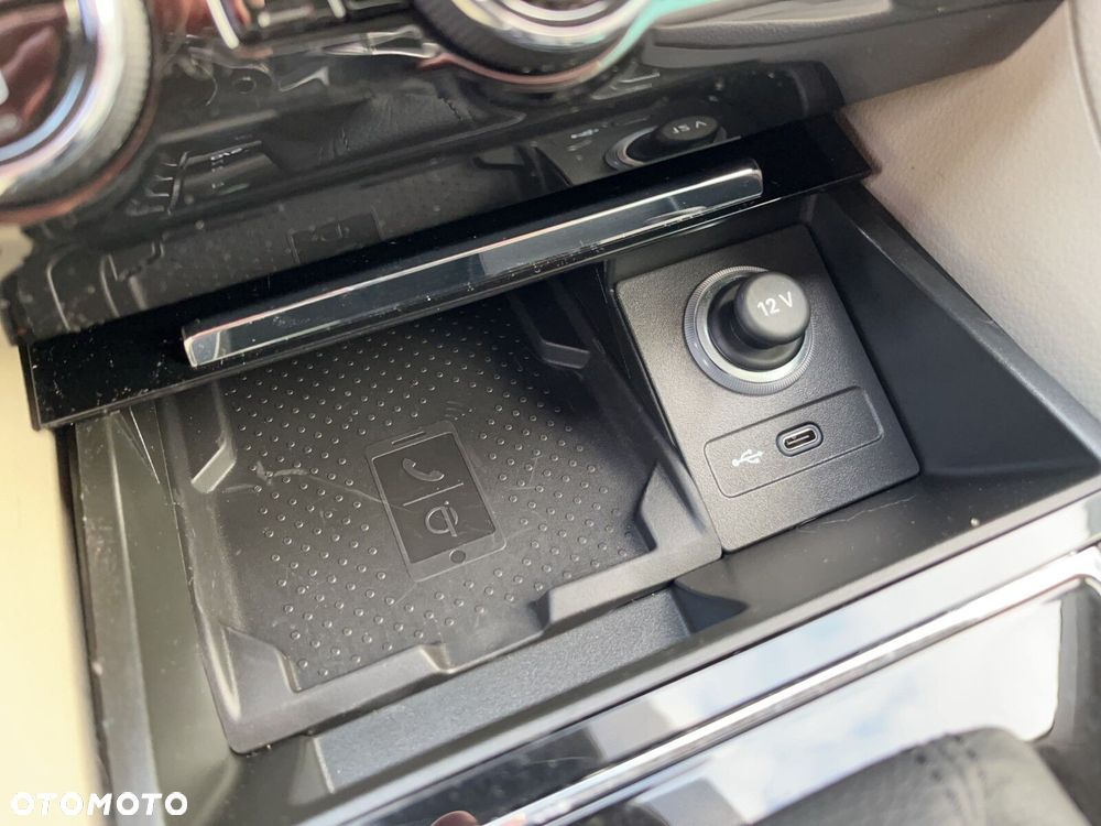 Skoda Superb 2.0 TDI SCR 4x4 L&K DSG - 33