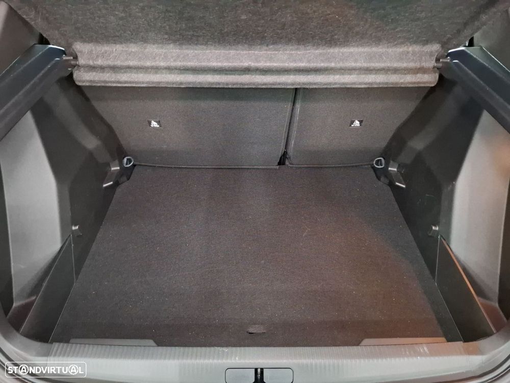 Peugeot 2008 1.2 Hybrid Allure e-DCS6 - 23