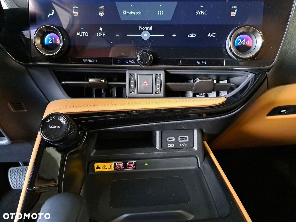 Lexus NX 350h Prestige AWD - 26