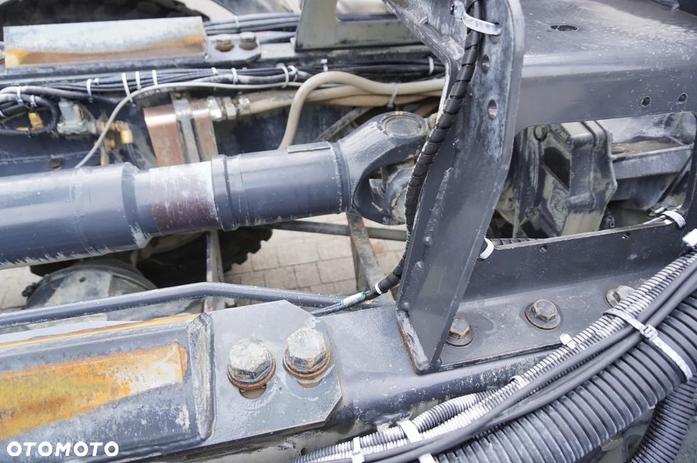 Tatra Phoenix 8x8 Twin-Steer Quad/A / 30 tys. km!!! - 24