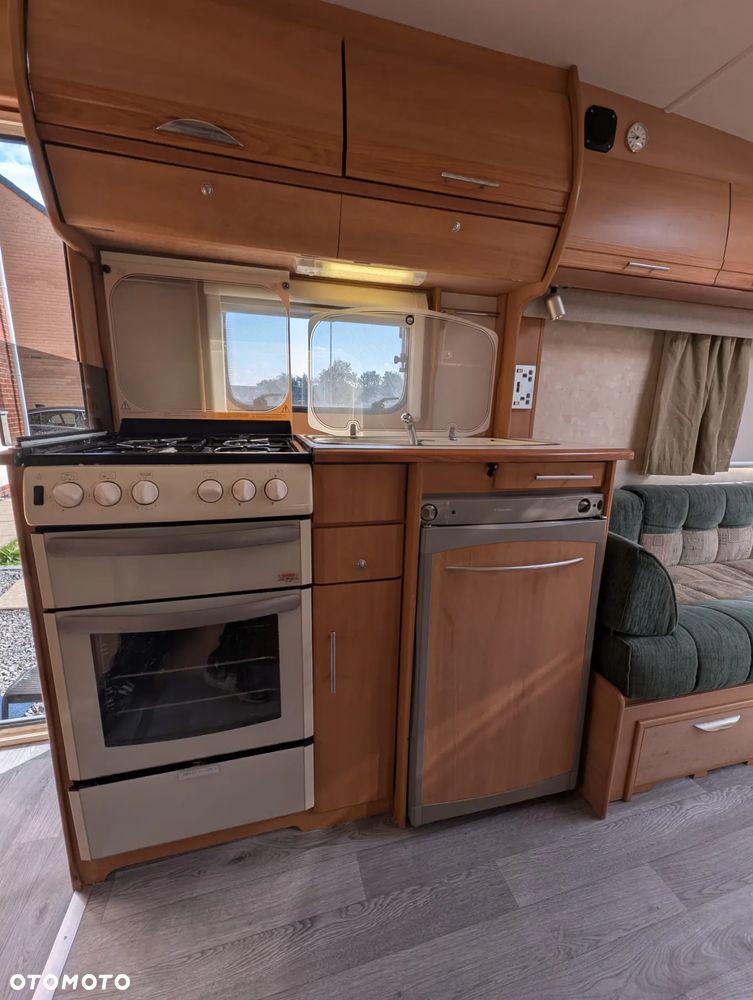 SWIFT CHALLENGER 520SE - 17
