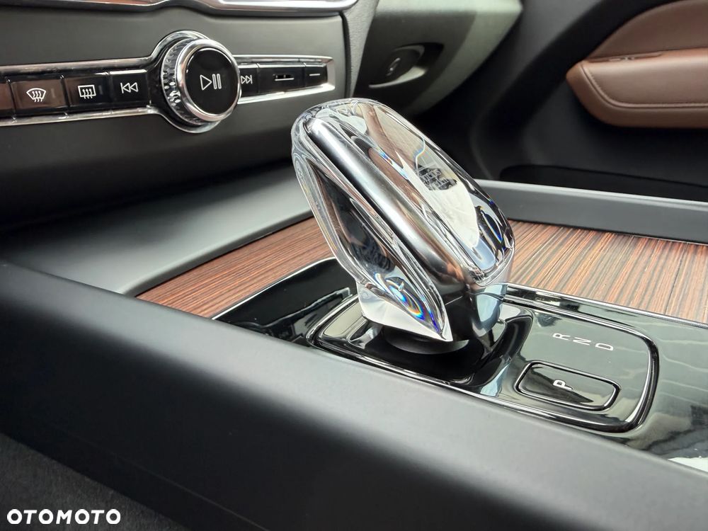 Volvo XC 60 B5 B AWD Inscription - 38