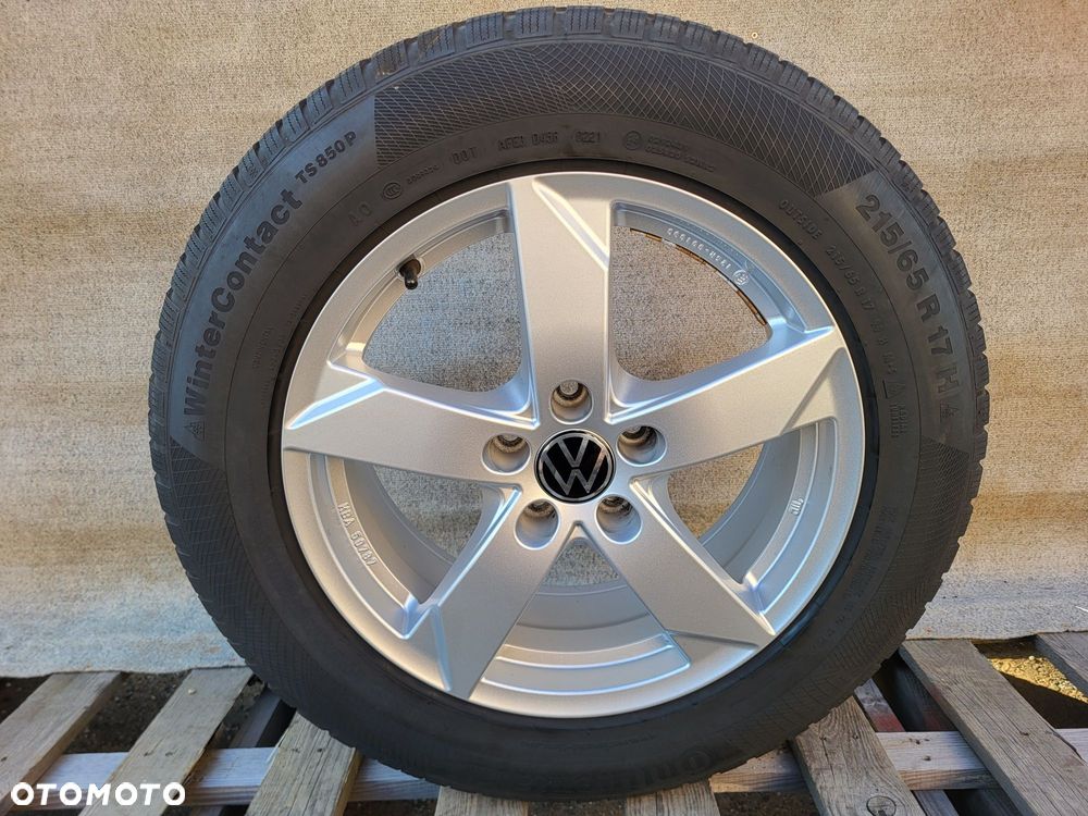 [K333] Koła zimowe 17 Cali 5x112 + Opony 215/65/17 8mm VW TIGUAN 23r