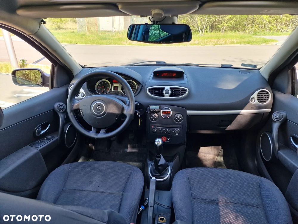Renault Clio 1.2 TCE Expression - 11