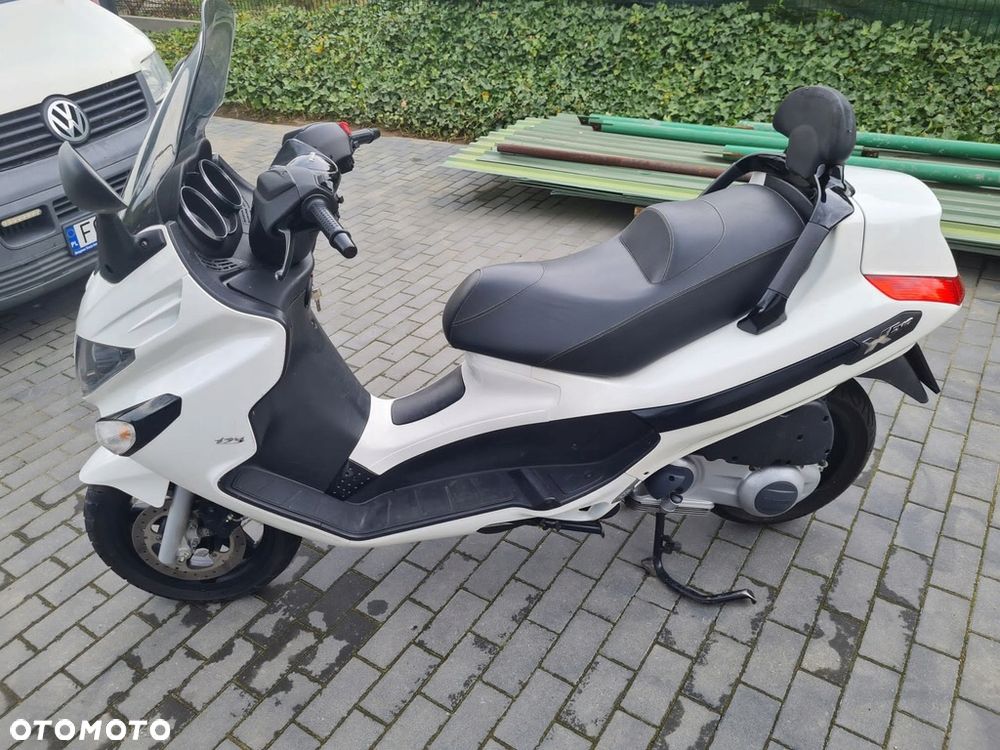 Piaggio Xevo - 4