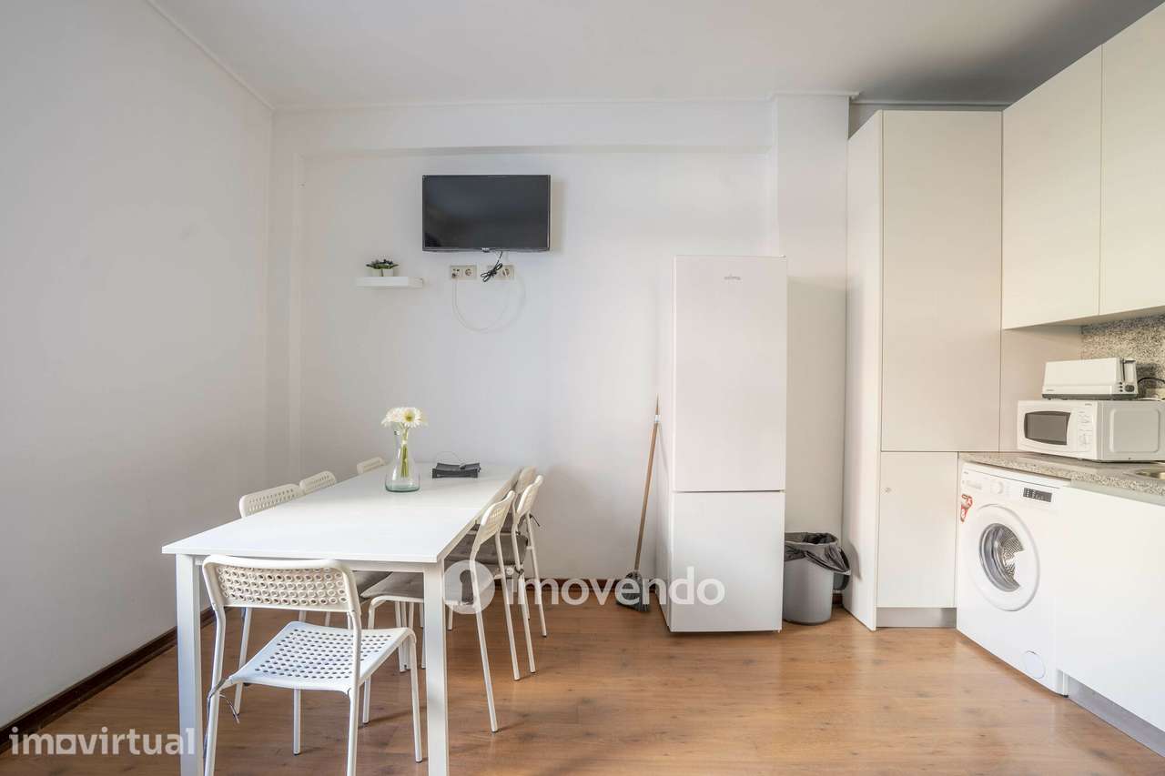 Apartamento T4, com varanda e terraço, em Paranhos, no Porto - Grande imagem: 3/30