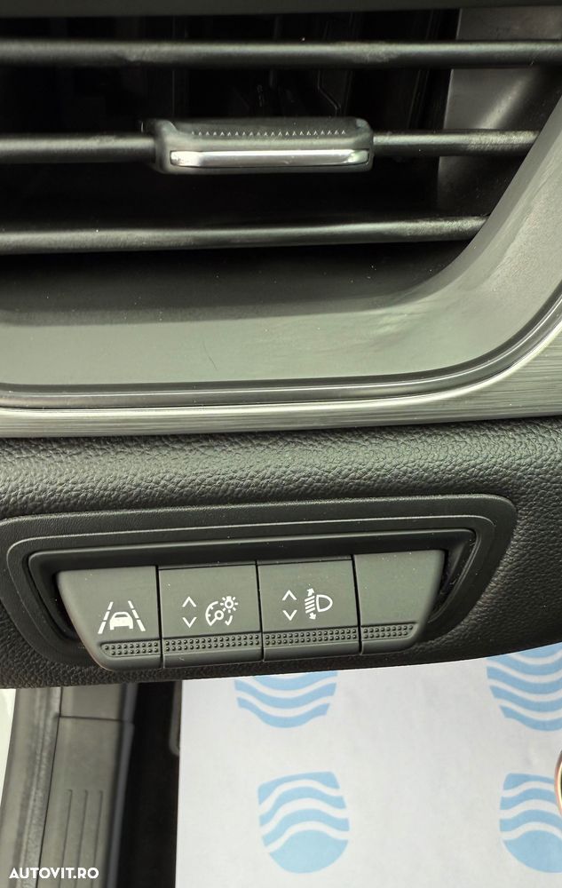 Renault Captur - 27