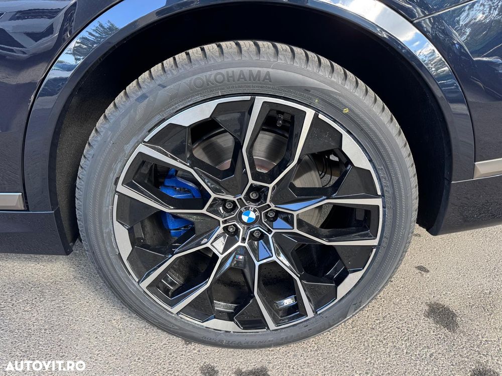 BMW X7 M50i - 13