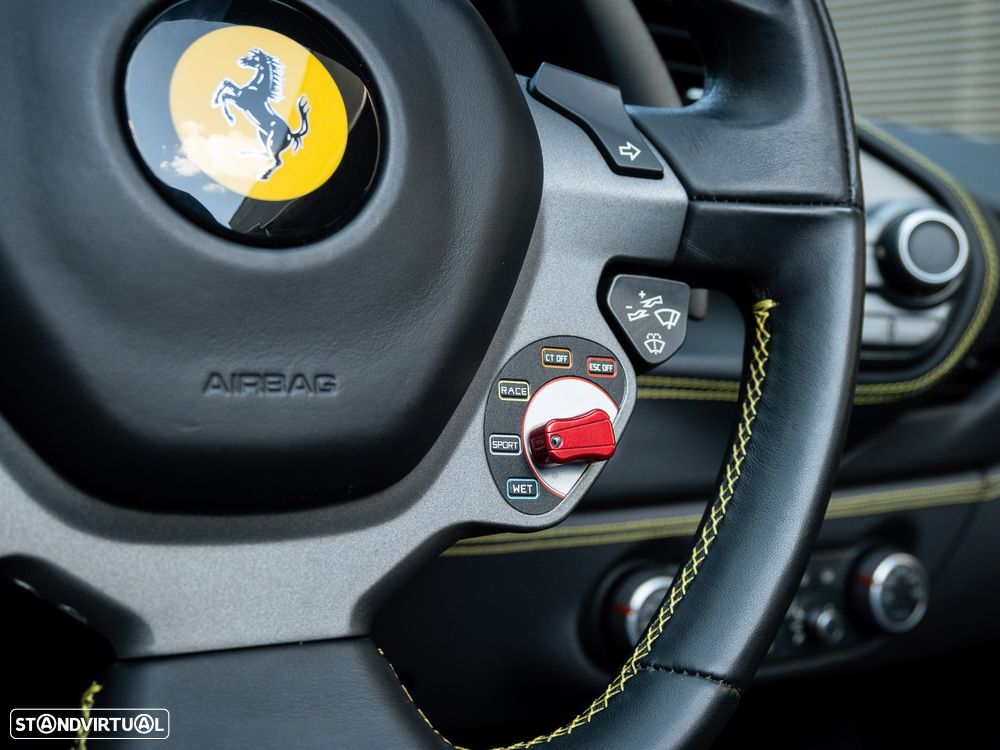 Ferrari 488 GTB Spider - 35