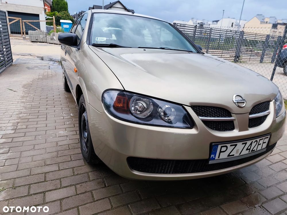 Nissan Almera - 2
