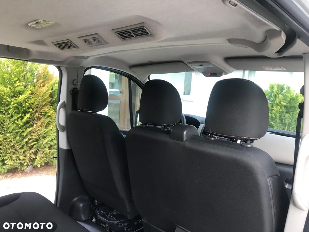 Renault Trafic Grand 1.6 dCi - 25