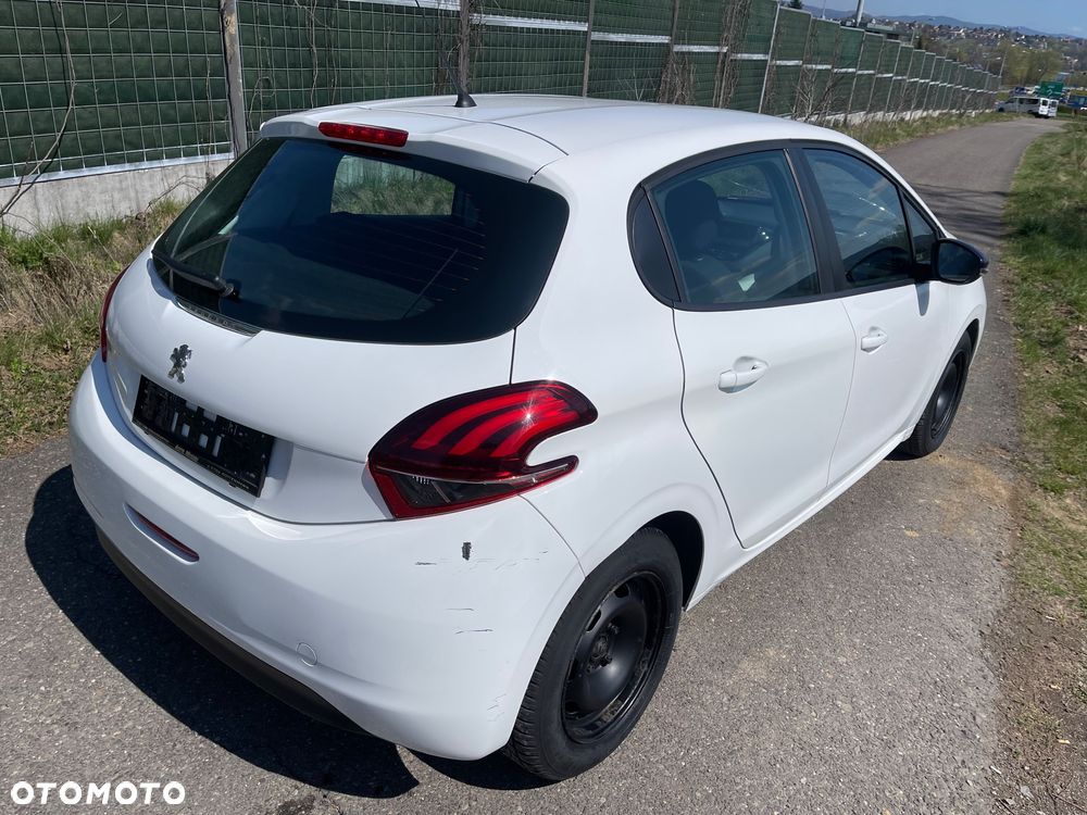 Peugeot 208 PureTech 68 Like - 5