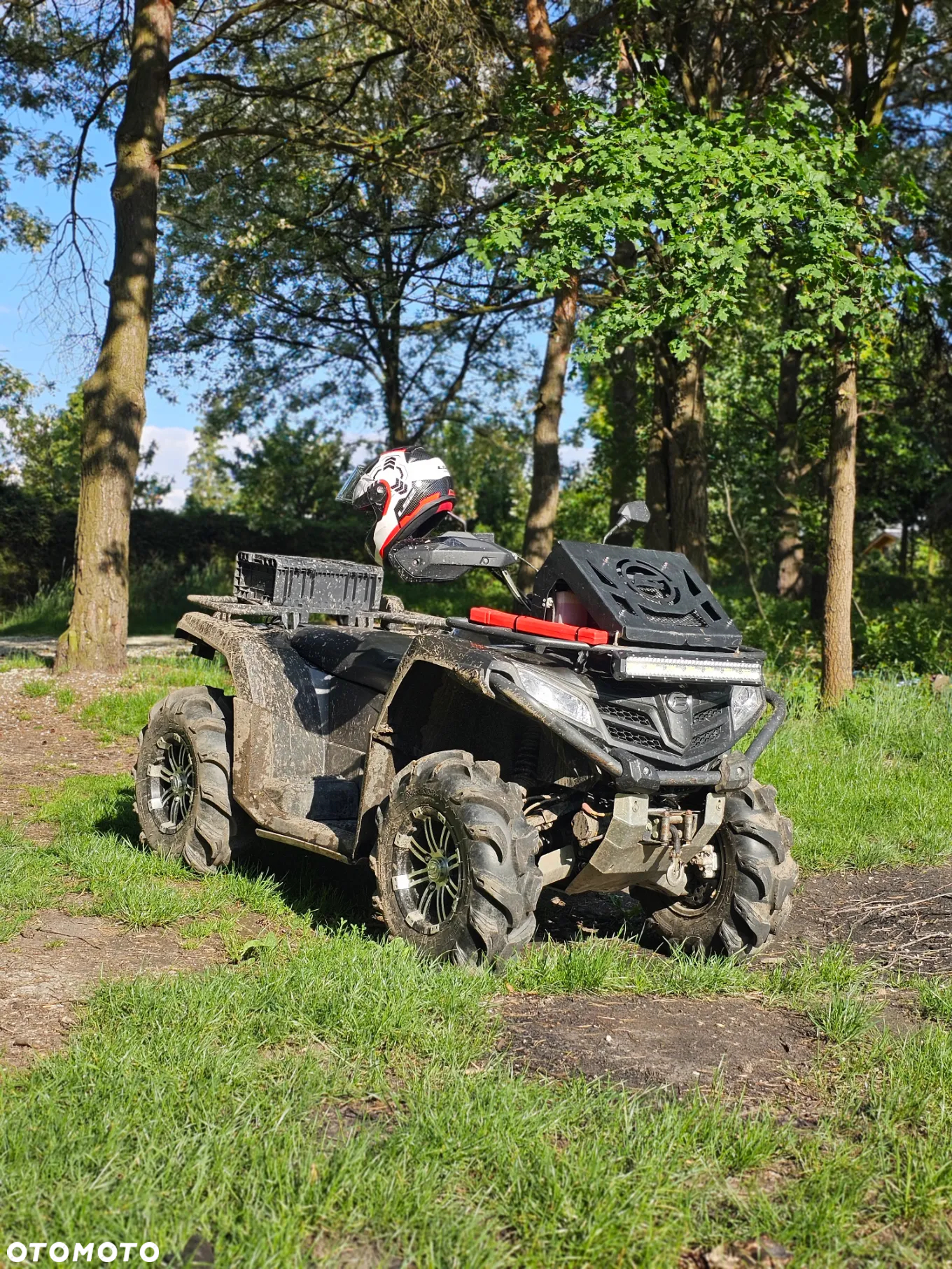 CFMoto CForce - 8