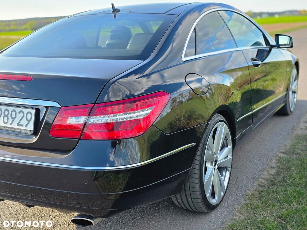 Mercedes-Benz Klasa E 350 CDI DPF BlueEFFICIENCY 7G-TRONIC Avantgarde - 6