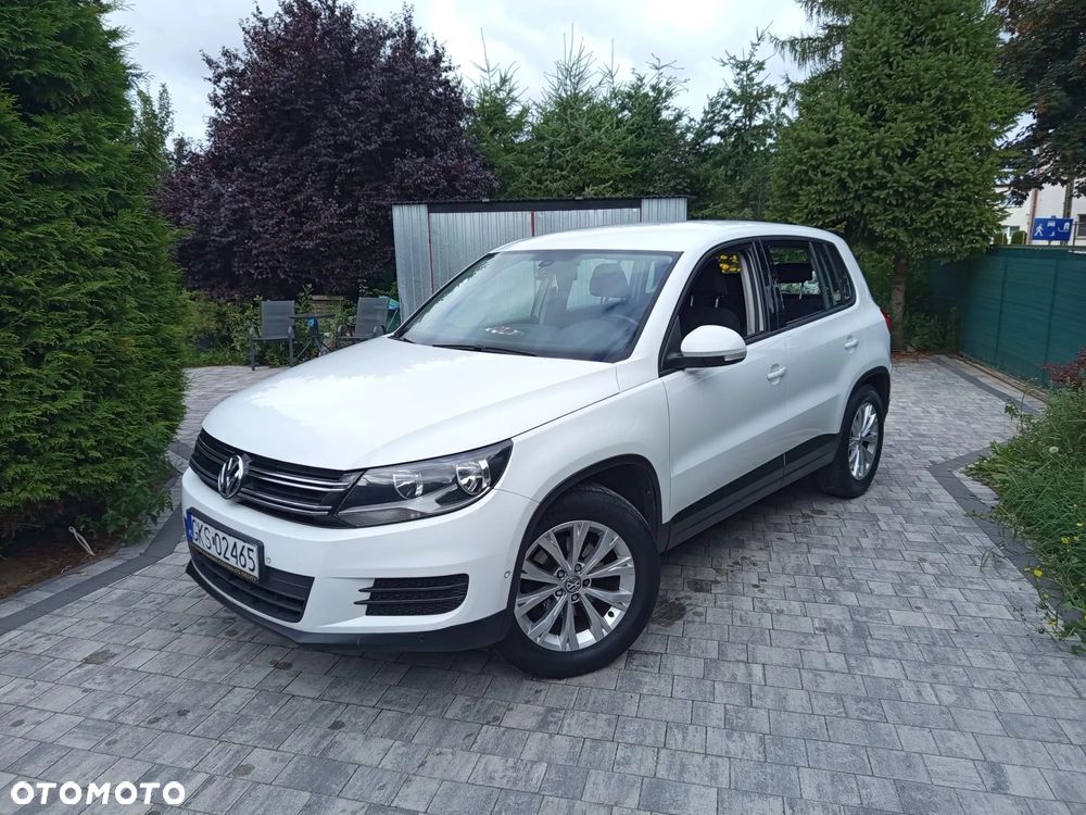 Volkswagen Tiguan 2.0 TDI DPF BlueMotion Technology Trend & Fun - 4