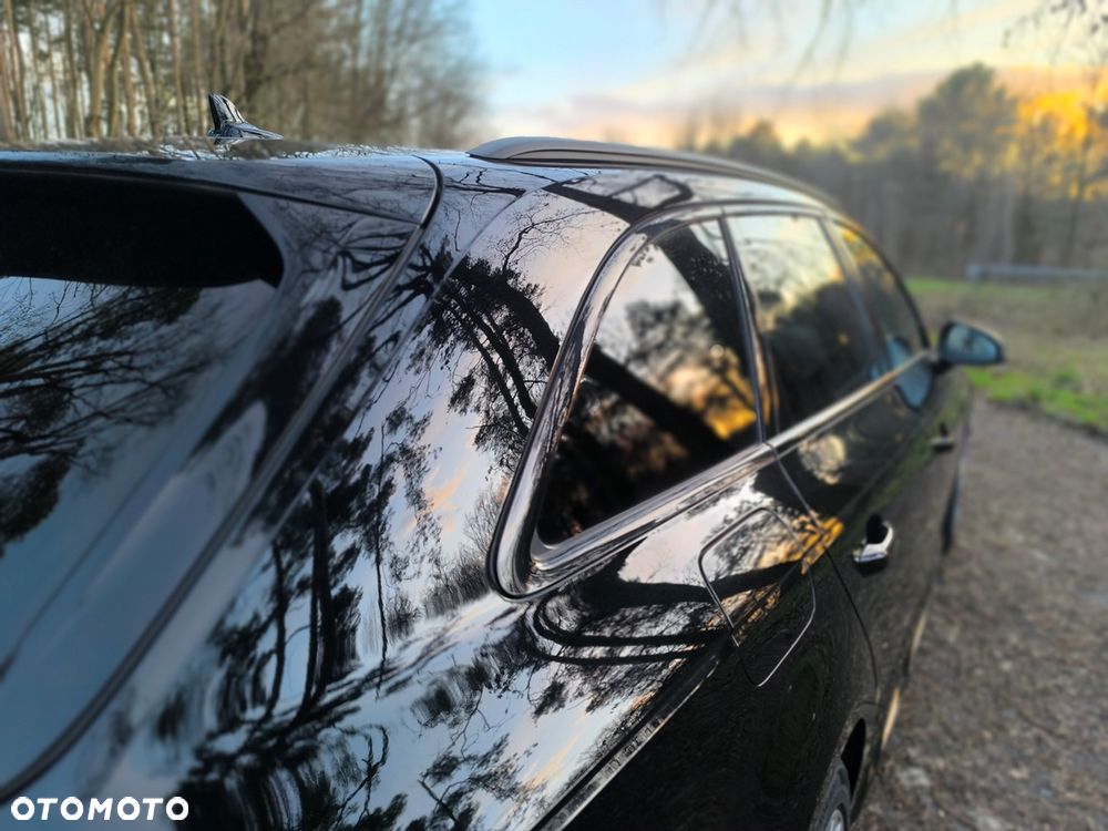 Audi A4 Avant 2.0 TFSI ultra Sport - 17