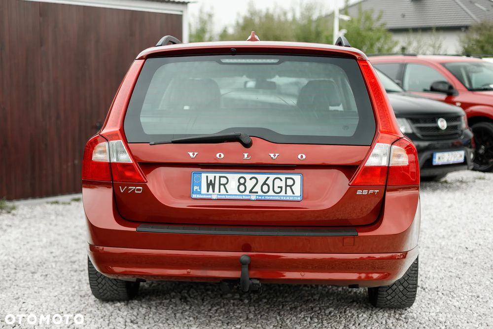 Volvo V70 2.5T Summum - 4