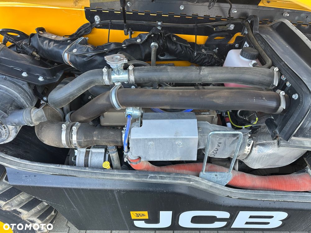 JCB 525-60 Hi Viz - 13