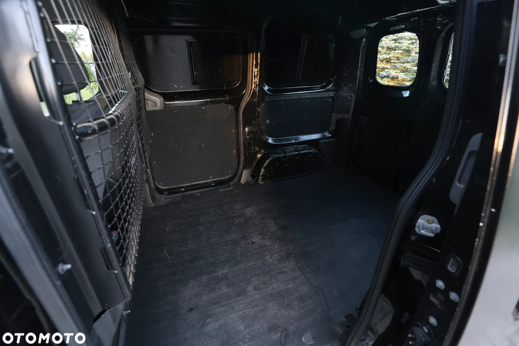 Nissan NV200 - 15