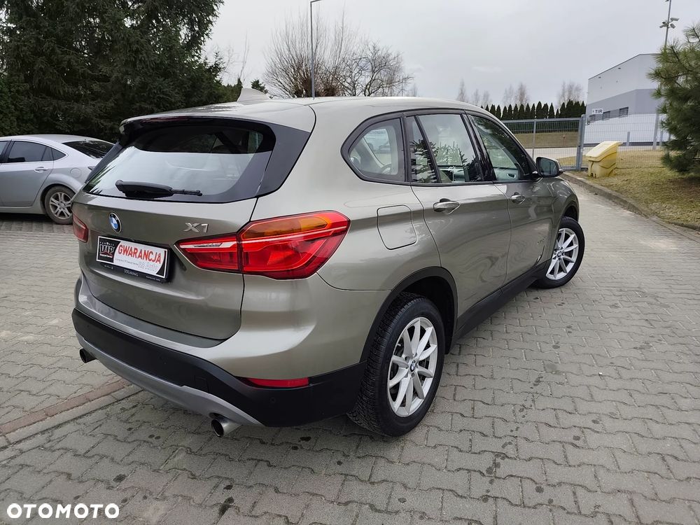 BMW X1 xDrive25d Advantage sport - 4