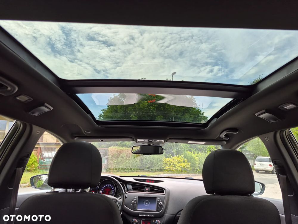 Kia Ceed 1.6 CRDi 136 ISG GT Line - 23