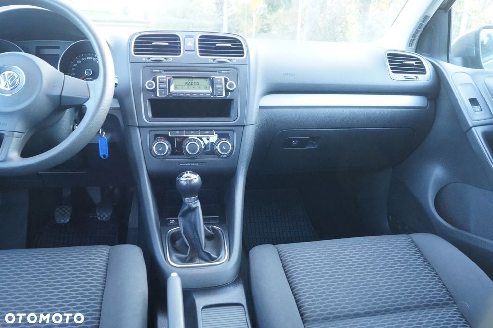 Volkswagen Golf - 12