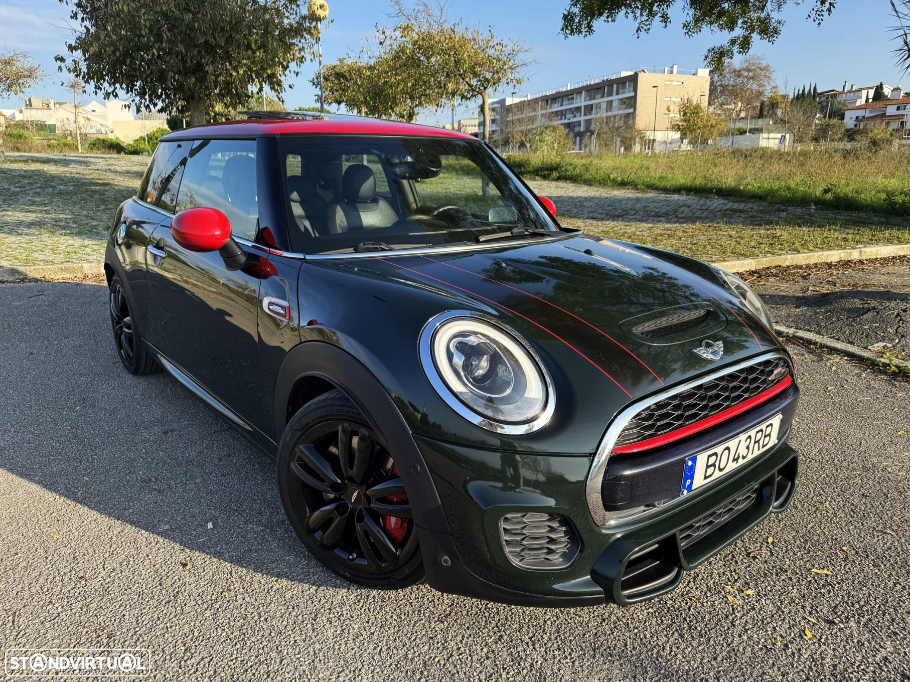 MINI 3 Portas John Cooper Works Auto Desportiva - 2