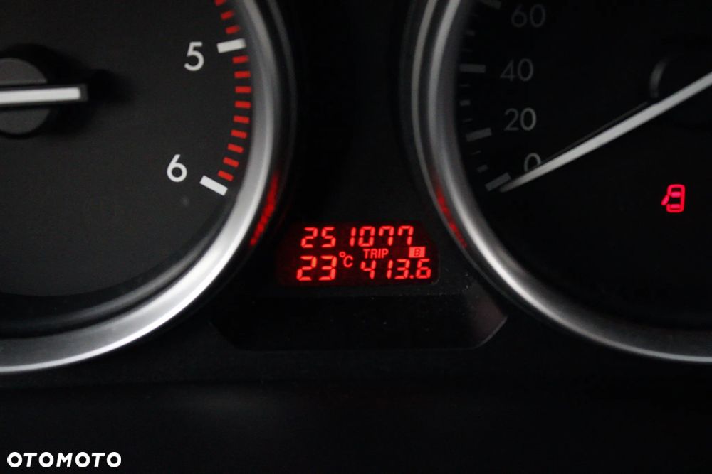 Mazda 6 2.0 CD Exclusive + - 9
