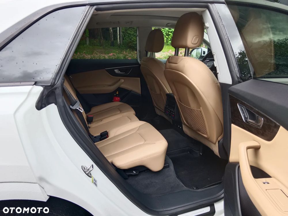 Audi Q8 SUV TFSI quattro 250 kW tiptronic S line business - 20